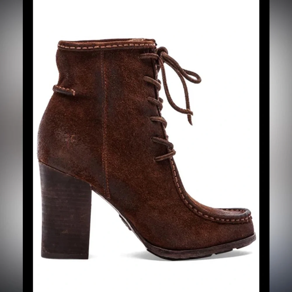 FRYE Parker Moc Short Boot in Brown- Oiled Leather